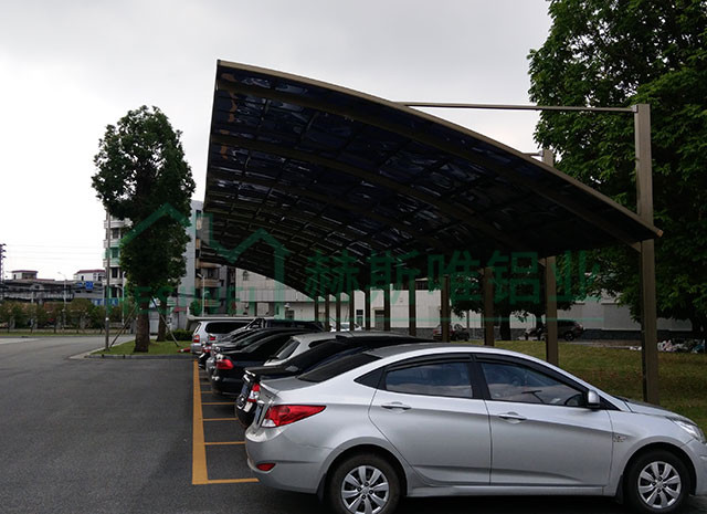 廣東鶴山市址山鎮政府車棚 - 吳先生