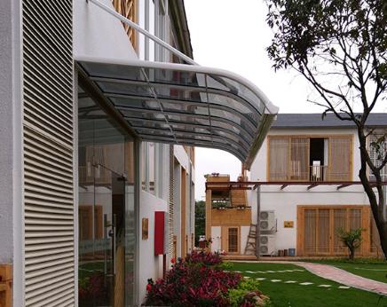 停車棚鋼結構部分生銹改如何處理