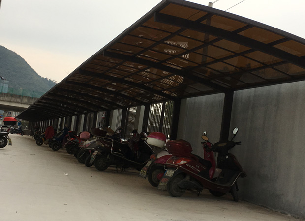 電動(dòng)車(chē)車(chē)棚