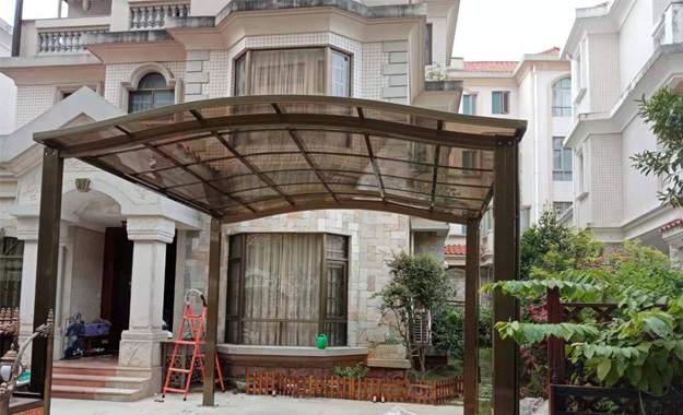 別墅住宅停車棚案例